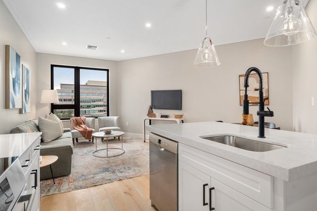 70 Leo M Birmingham Pkwy 215, Boston, MA 02135