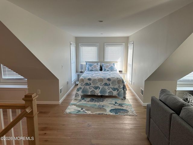 102 New Jersey Avenue, Point Pleasant Beach, NJ 08742