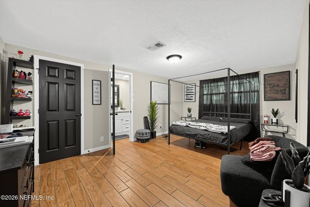 6249 BARRY Drive W, Jacksonville, FL 32208