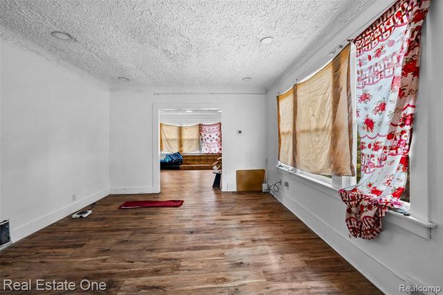 119 Candler Street, Highland Park, MI 48203
