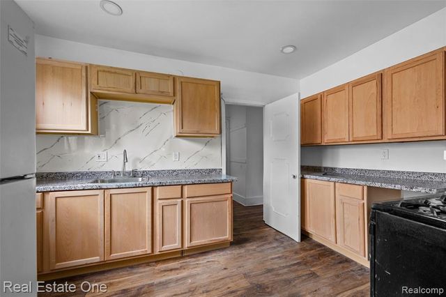 119 Candler Street, Highland Park, MI 48203