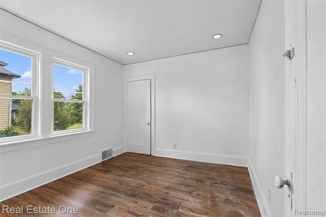 119 Candler Street, Highland Park, MI 48203