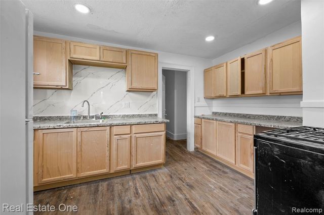 119 Candler Street, Highland Park, MI 48203