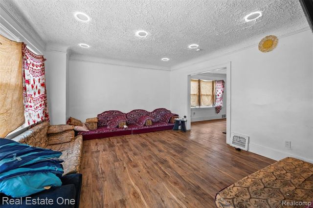 119 Candler Street, Highland Park, MI 48203