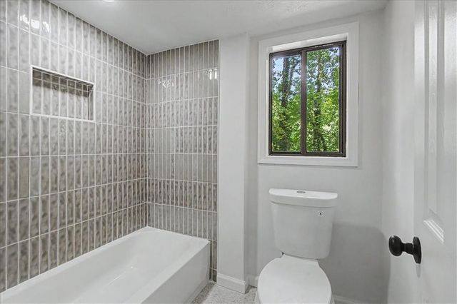 1583 Fieldgreen Overlook, Stone Mountain, GA 30088