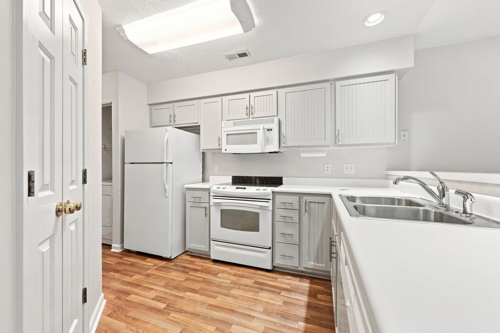 412 Pinehurst Ln Unit 15B, Pawleys Island, SC 29585 — photo 5