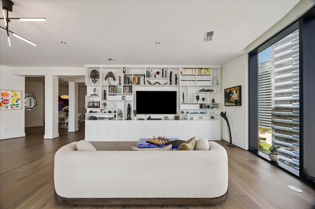 1409 Post Oak Boulevard 1102, Houston, TX 77056