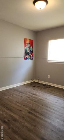 21182 Poinciana St., Southfield, MI 48033