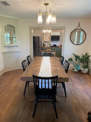102 Walnut Avenue, Walnut Springs, TX 76690