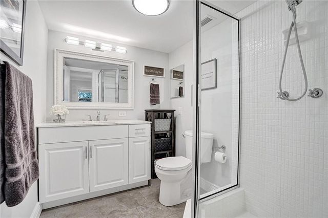 3111 NE 51st Street 305, Fort Lauderdale, FL 33308