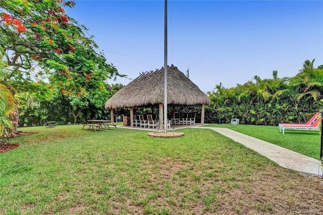 3111 NE 51st Street 305, Fort Lauderdale, FL 33308