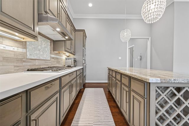 4530 Larch Lane, Bellaire, TX 77401