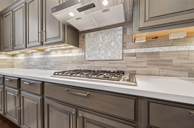 4530 Larch Lane, Bellaire, TX 77401