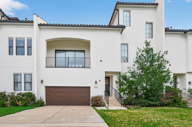 4530 Larch Lane, Bellaire, TX 77401
