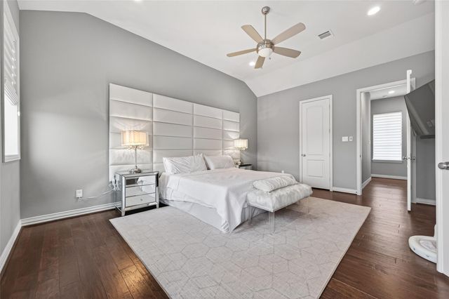 4530 Larch Lane, Bellaire, TX 77401