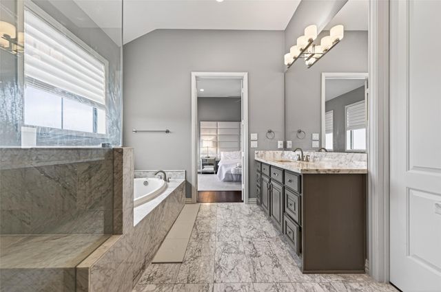 4530 Larch Lane, Bellaire, TX 77401