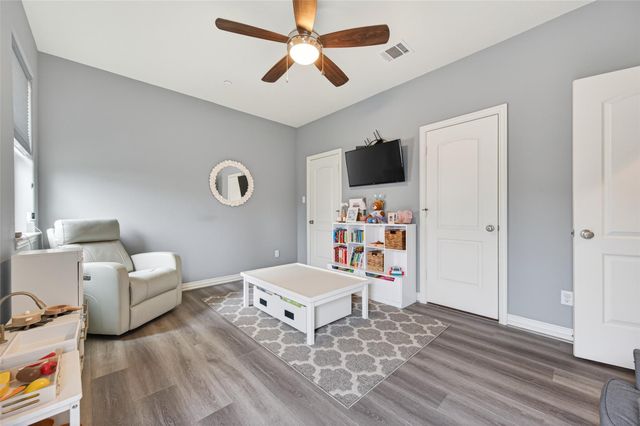 4530 Larch Lane, Bellaire, TX 77401