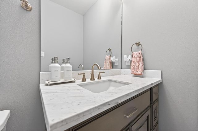 4530 Larch Lane, Bellaire, TX 77401