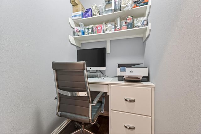 4530 Larch Lane, Bellaire, TX 77401