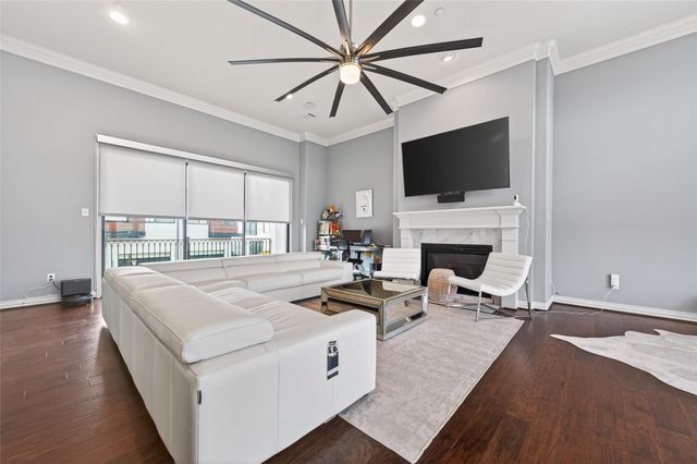 4530 Larch Lane, Bellaire, TX 77401