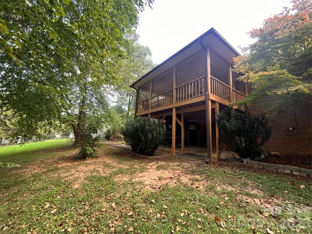 410 Thompson Street S, Stanley, NC 28164