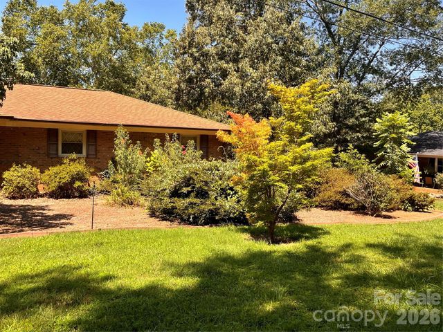 410 Thompson Street S, Stanley, NC 28164