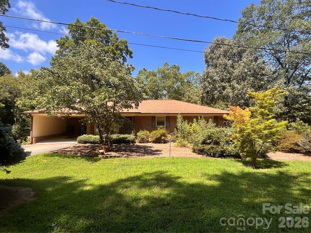 410 Thompson Street S, Stanley, NC 28164