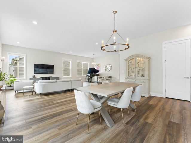 239 NELSON DR, Horsham Twp, PA 19002