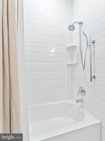 239 NELSON DR, Horsham Twp, PA 19002