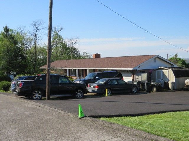 132 Sunrise Dr, Industry, PA 15052