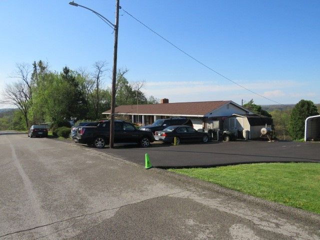 132 Sunrise Dr, Industry, PA 15052
