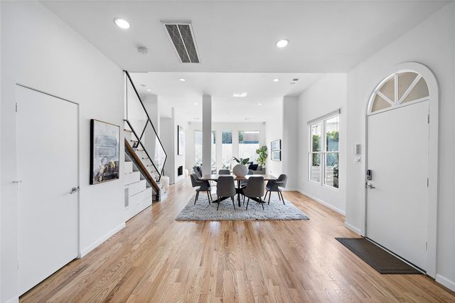 2437 North Boulevard, Houston, TX 77098