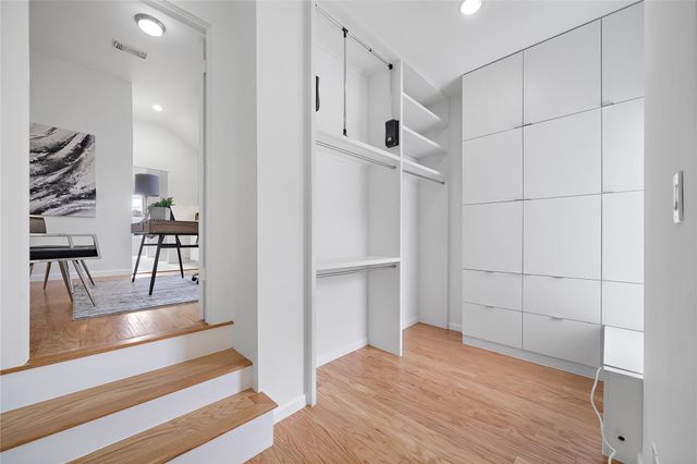 2437 North Boulevard, Houston, TX 77098