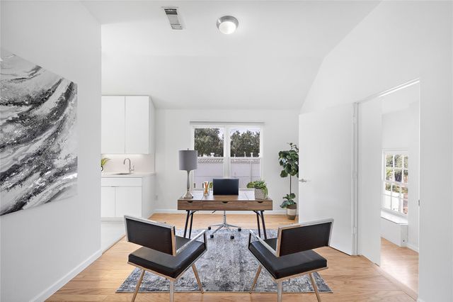 2437 North Boulevard, Houston, TX 77098