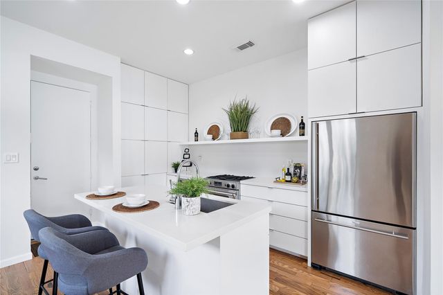 2437 North Boulevard, Houston, TX 77098