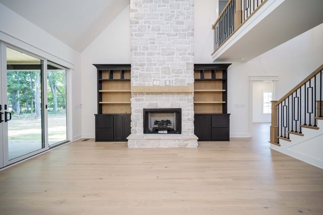 2 Delzotto Drive, Murfreesboro, TN 37128