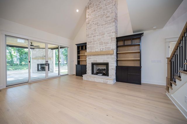 2 Delzotto Drive, Murfreesboro, TN 37128