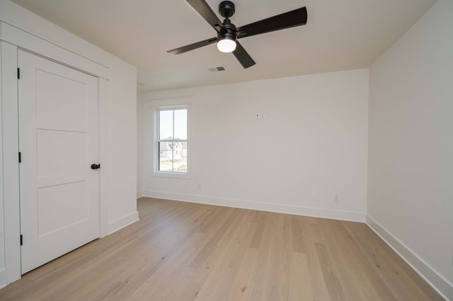 2 Delzotto Drive, Murfreesboro, TN 37128
