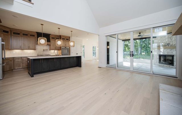 2 Delzotto Drive, Murfreesboro, TN 37128