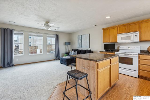 6806 S 182nd Court, Omaha, NE 68135