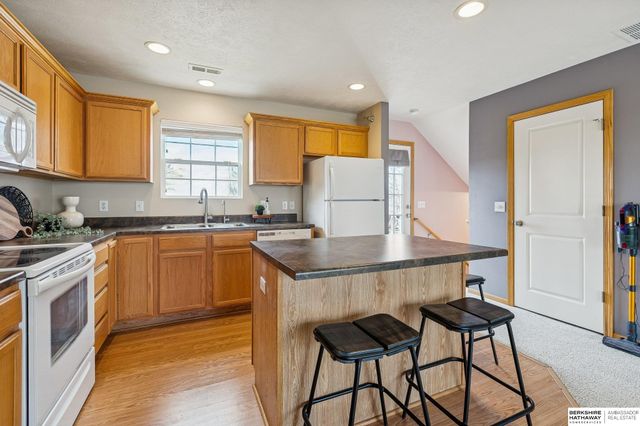 6806 S 182nd Court, Omaha, NE 68135