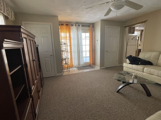 2 Mooney Rd, Burlington, MA 01803