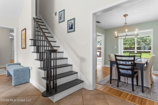 2469 Greenview Drive, Gulfport, MS 39507