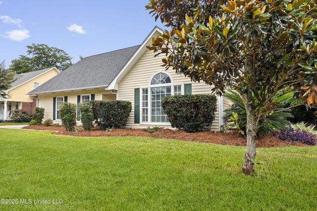 2469 Greenview Drive, Gulfport, MS 39507