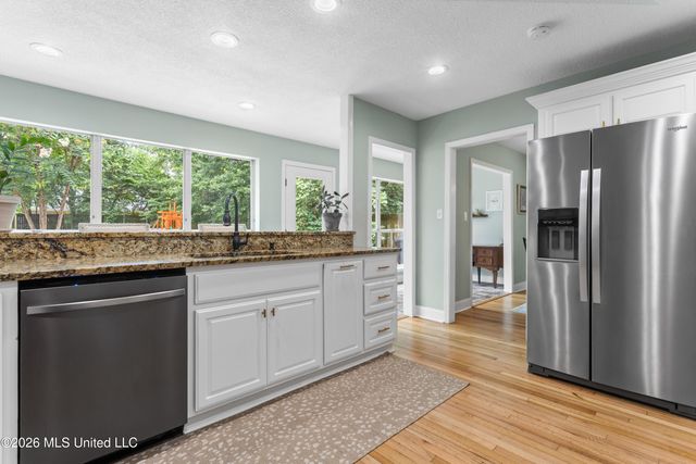 2469 Greenview Drive, Gulfport, MS 39507