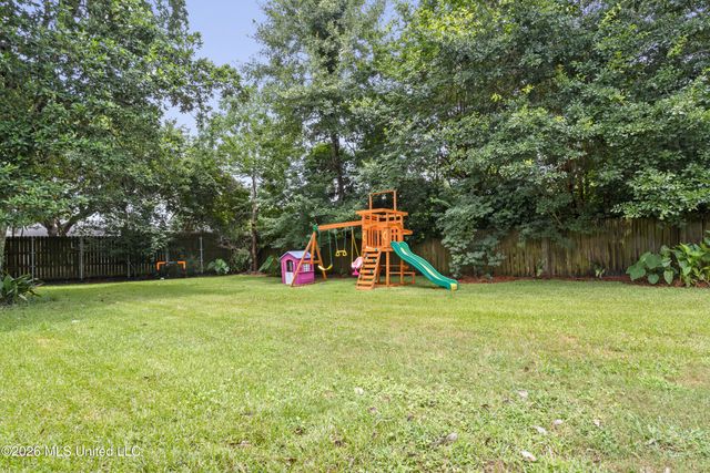 2469 Greenview Drive, Gulfport, MS 39507