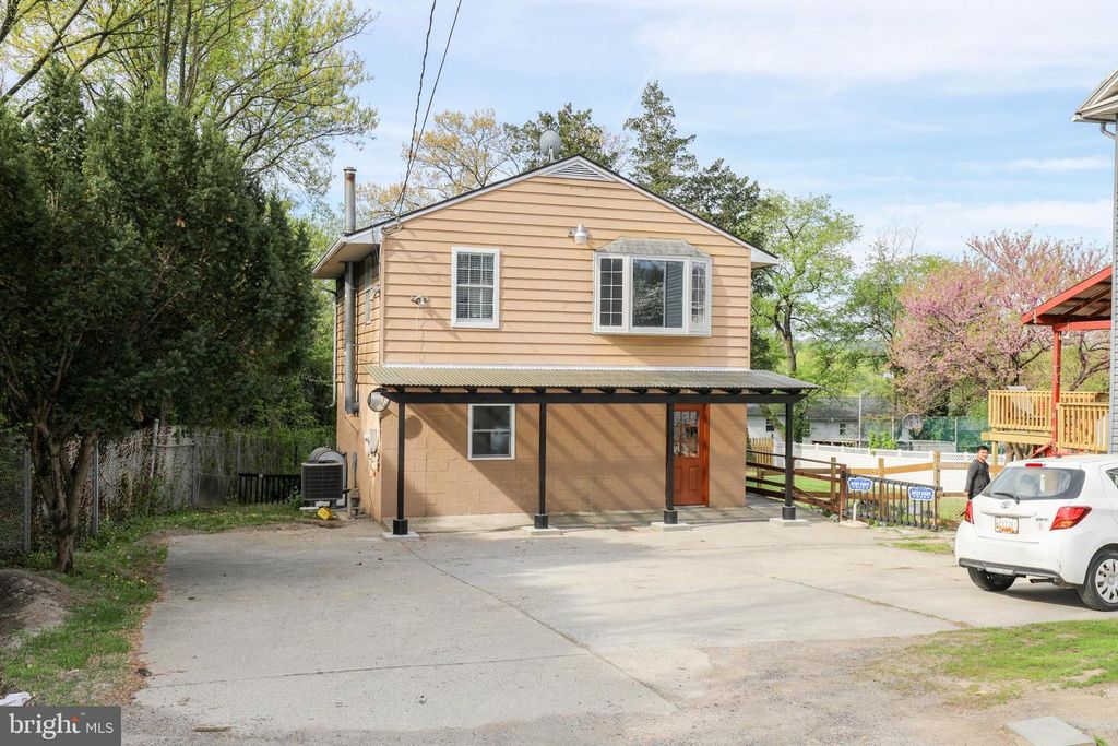 103R WAELCHLI AVE, Halethorpe, MD 21227