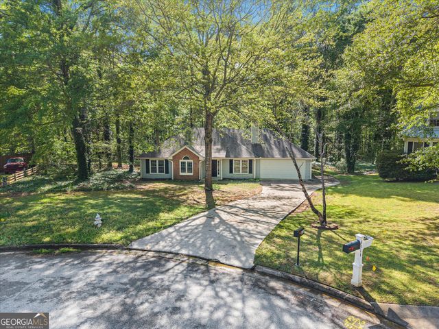 4316 Derbyshire Trace SE, Conyers, GA 30094