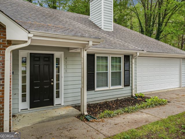 4316 Derbyshire Trace SE, Conyers, GA 30094