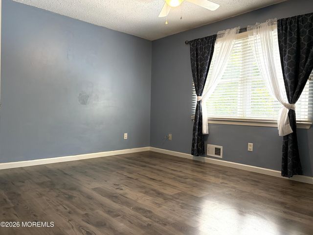 1046 Tammy Court, Brick, NJ 08724